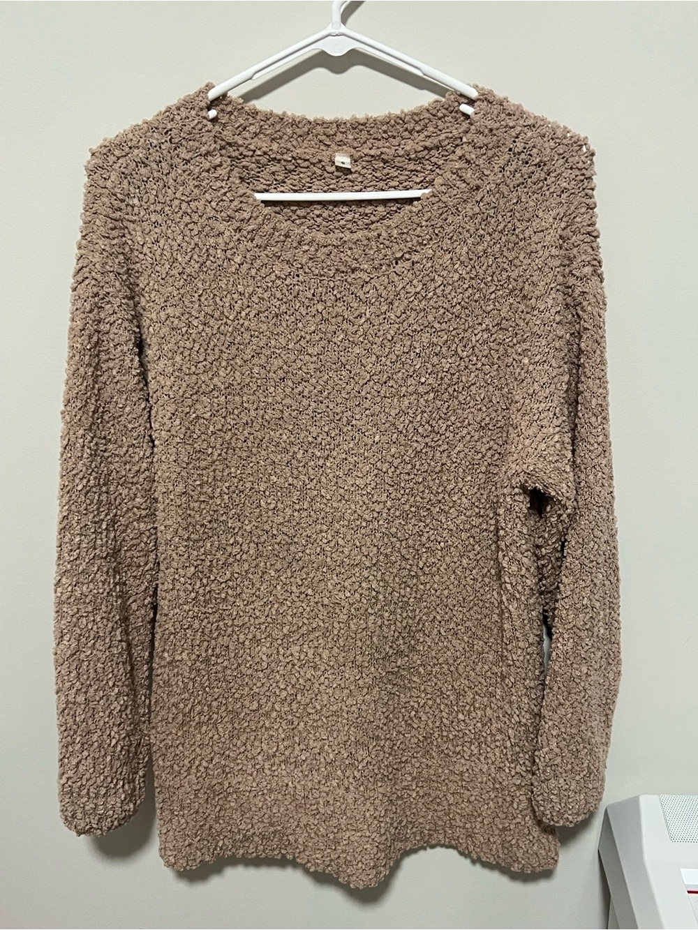 Cozy Women's Taupe Sherpa Pullover Sweater. Size small. Great stretch.